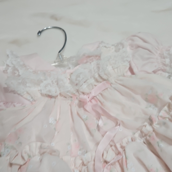 Pink Lace Baby Dress/Bonnet - Picture 3 of 8